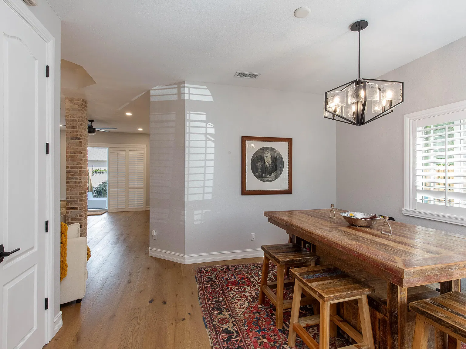 3 bed, 2.5 bath, 1696 sqft, $7,000 — Photo 4