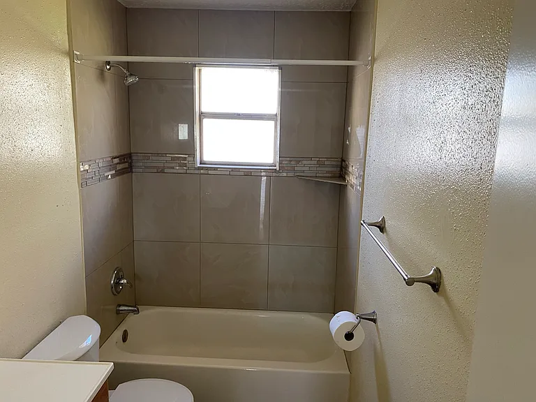 2606 S Belgravia Dr — Photo 6
