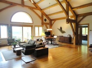 193 Perry Lea Side Rd, Waterbury, VT 05676