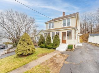 138 Westfield Rd, Holyoke, MA 01040