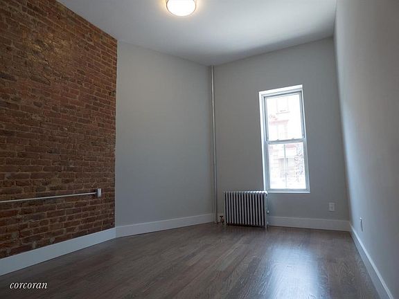 5th image of 666 Saint Johns Pl APT 1R