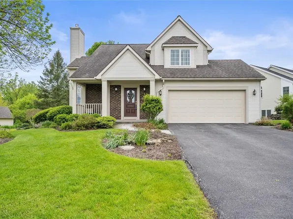 4917 Bramblewood Trl, Canandaigua, NY 14424