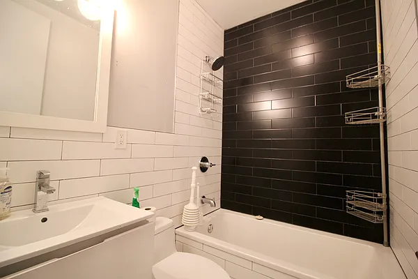 Rented by Hagstrom Management Inc | media 4