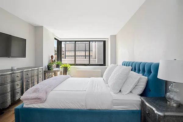 Sold by Douglas Elliman | media 3