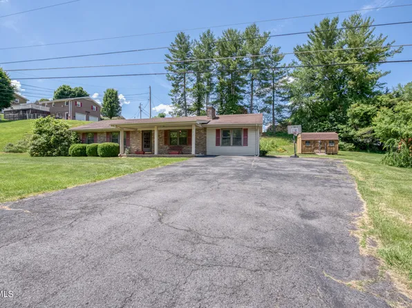 19455 Wyndale Rd, Abingdon, VA 24210