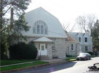 700 Tuxedo Blvd, Saint Louis, MO