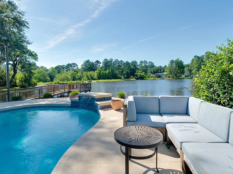 307 Doe Run Cir — Photo 113