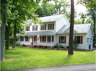 817 Chesapeake Dr, Stevensville, MD 21666