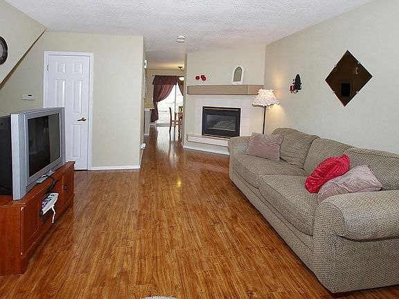 Main level living room