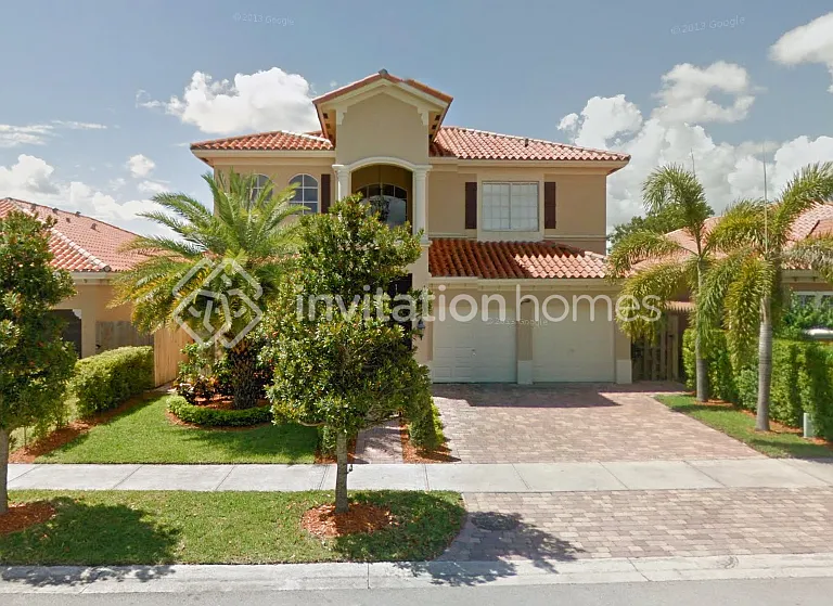 15350 SW 23rd St — Photo 1