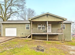 70 Pinoak Rd, Trenton, GA 30752