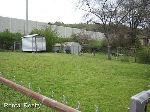 2nd image of 1522 W 35th St