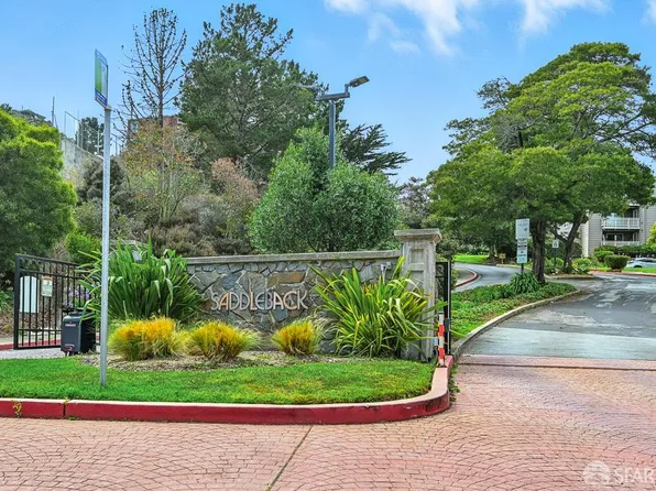 305 Oak Ct, Daly City, CA 94014