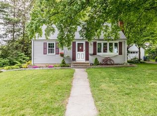 87 Henry St, Windsor, CT 06095