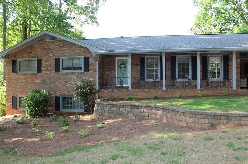 1st image of 3788 Cloudland Dr SE