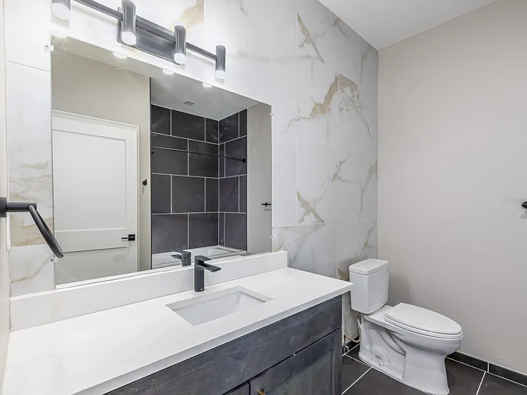 Byline Apartments — Photo 11