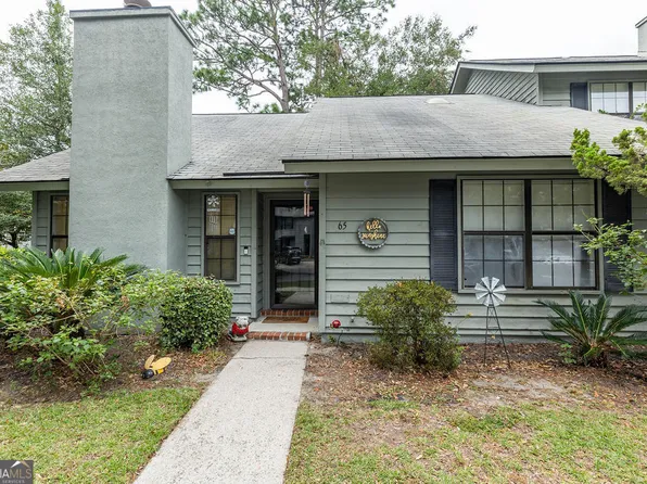65 Hidden Lake Ct, Savannah, GA 31419