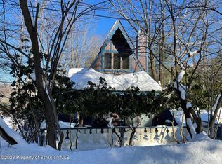 75 Fall Ln, Union Dale, PA 18470