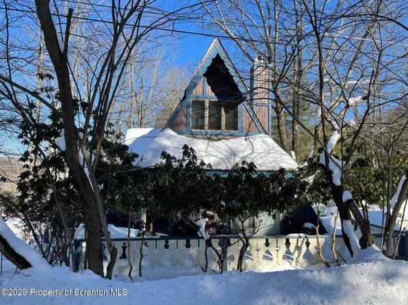 75 Fall Ln, Union Dale, PA 18470