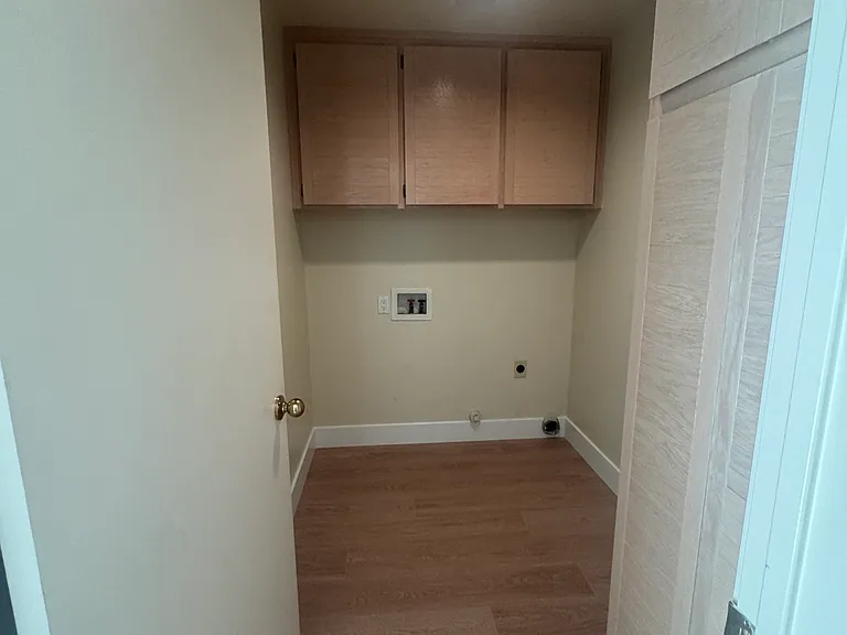 1915 Discovery Village Ln — Photo 23