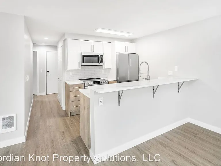 Boylston Place — Photo 8