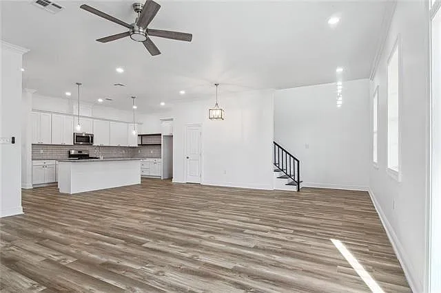 424 Cougar Dr — Photo 6