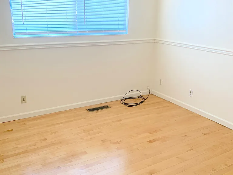 1420 Aster Dr — Photo 15