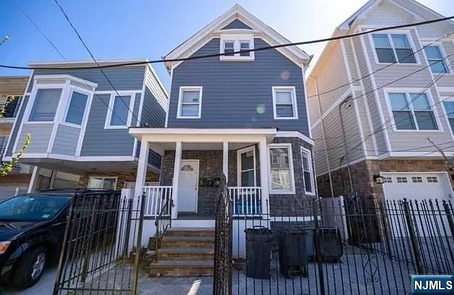226 Fairmount Ave