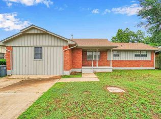 26 SW 49th St, Lawton, OK 73505