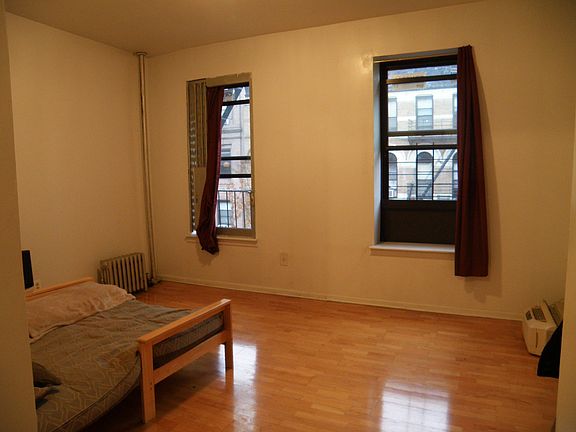 2nd image of 58 W 105th St APT 4A