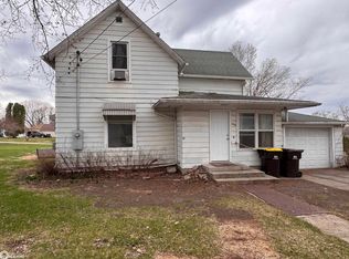 208 S Temple St, Osceola, IA 50213