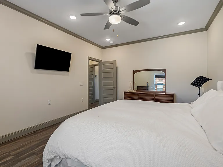 9219 Ra Young Jr Dr — Photo 18