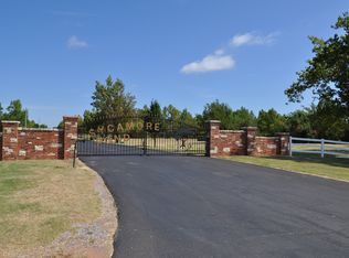 5820 Sycamore Pond Dr, Mustang, OK 73064
