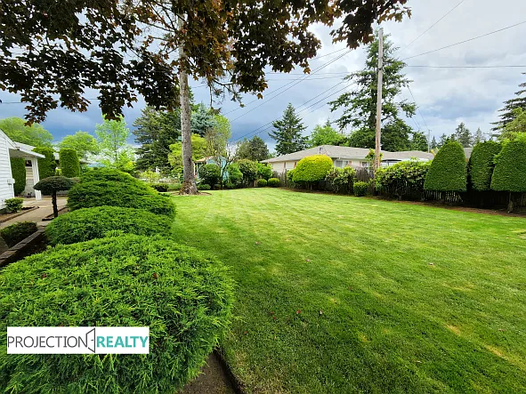11128 NE Everett St — Photo 22