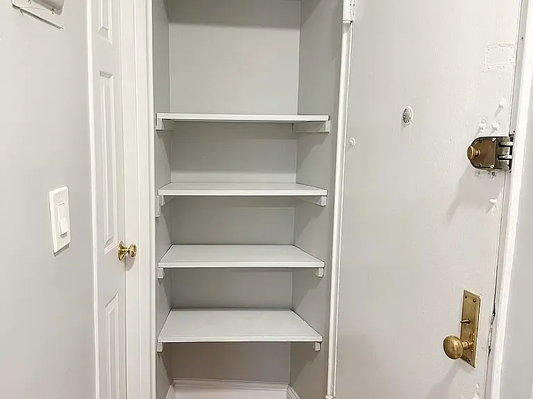 1317 1st Ave #2E — Photo 8
