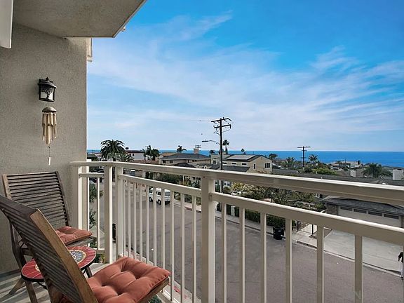 2nd image of 5366 La Jolla Blvd Unit 201C