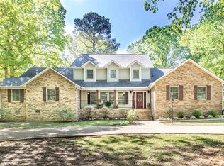 1898 Martha Ln NE, Arab, AL 35016