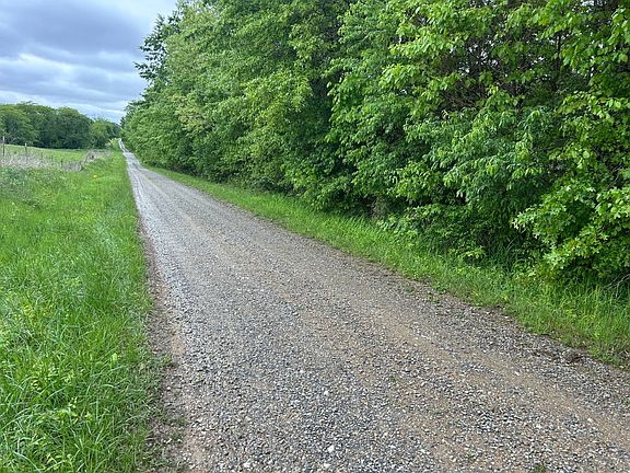 4th image of 1 Buttonwood Rd