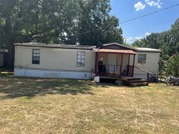 304 S Shannon St, Wayne, OK 73095