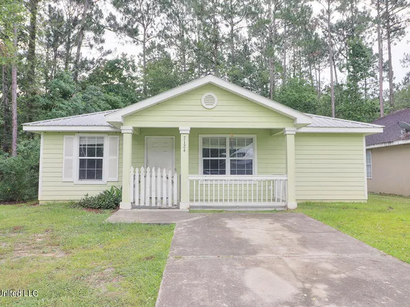 7124 Sunflower St, Bay Saint Louis, MS 39520