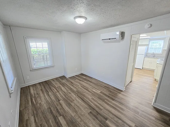 96 Cushing St #B — Photo 4