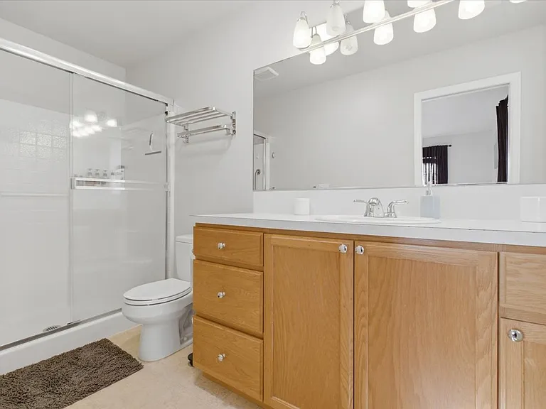 3519 SE Quayside St — Photo 30