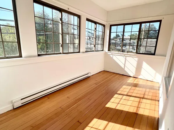 67 Church St #2A, Greenwich, CT 06830
