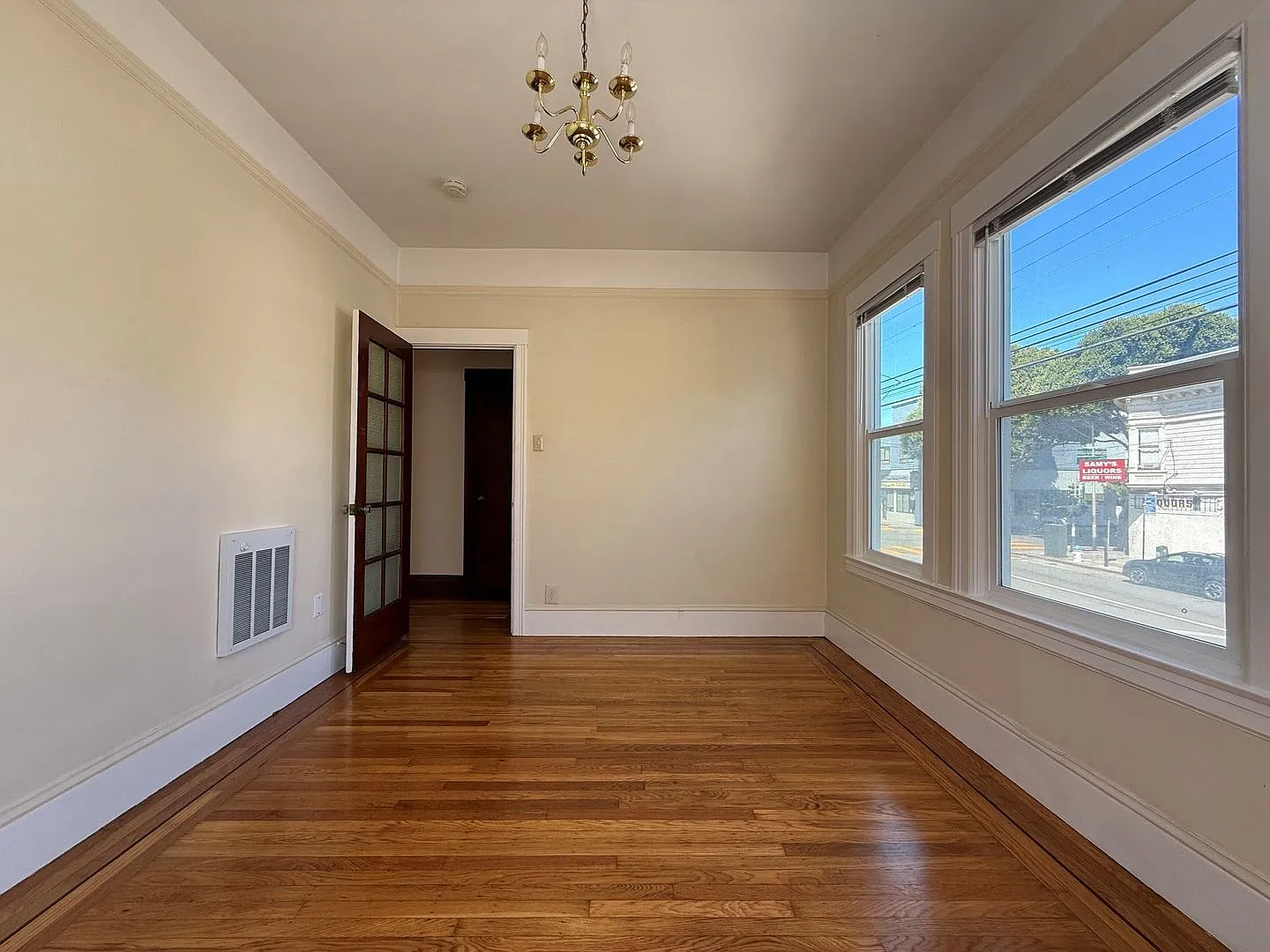 2600 Bryant Street — Photo 3