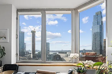 500 West 43rd Street