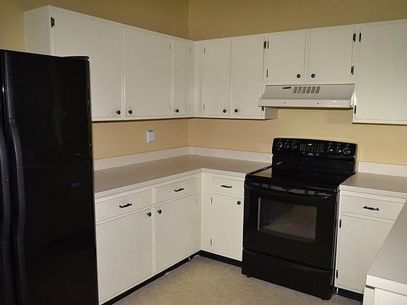 3rd image of 2795 Delaney Ct