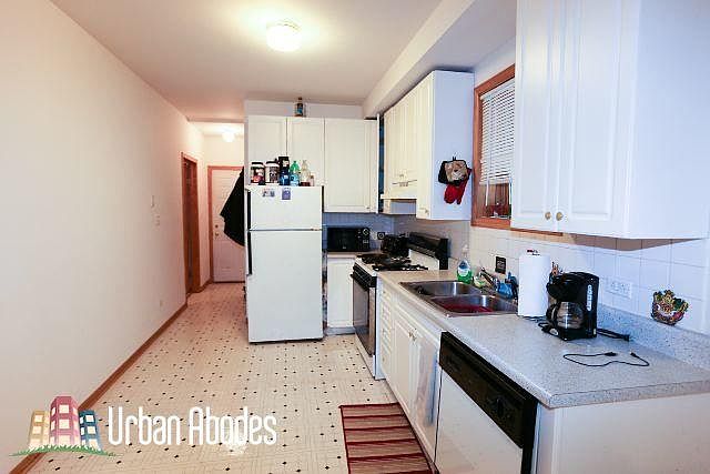 1st image of 916 N Paulina St #Southgdn1