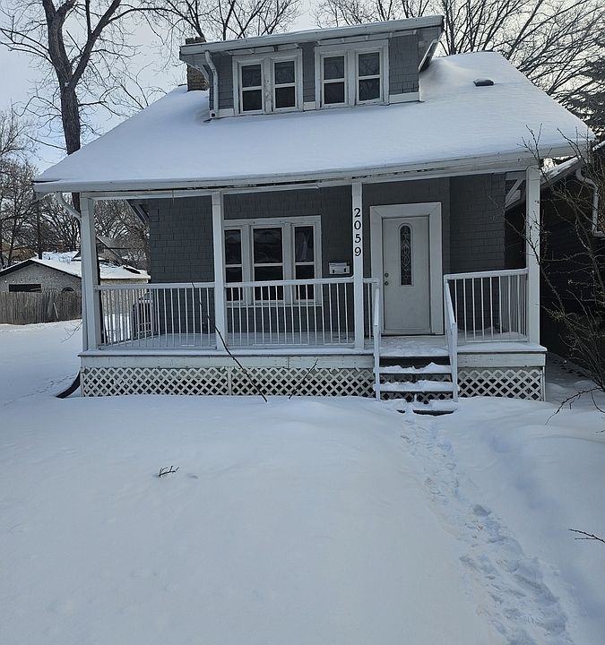 1st image of 2059 Elphinstone St
