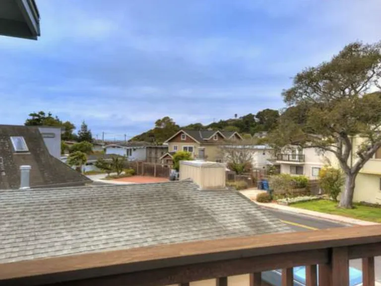 228 Treasure Island Dr — Photo 16