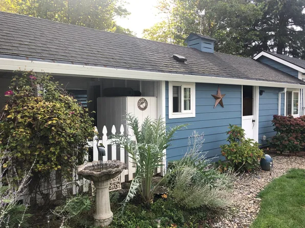 9522 SE Tenino Ct Unit B, Portland, OR 97266